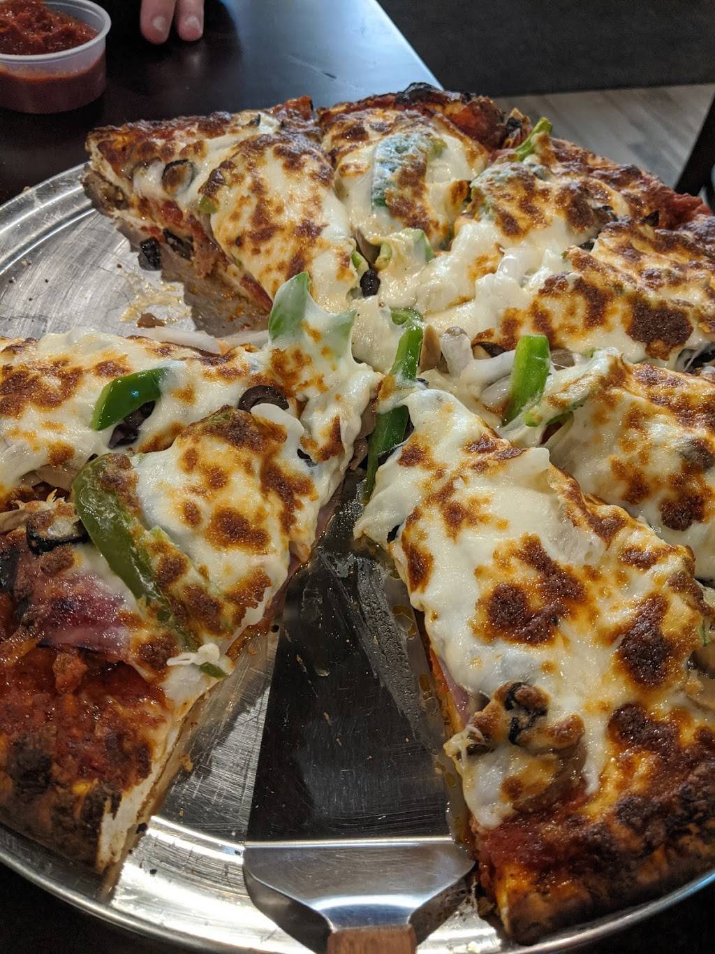 Half Time Pizza | restaurant | 7702 W Bancroft St, Toledo, OH 43617, USA | 4195172190 OR +1 419-517-2190