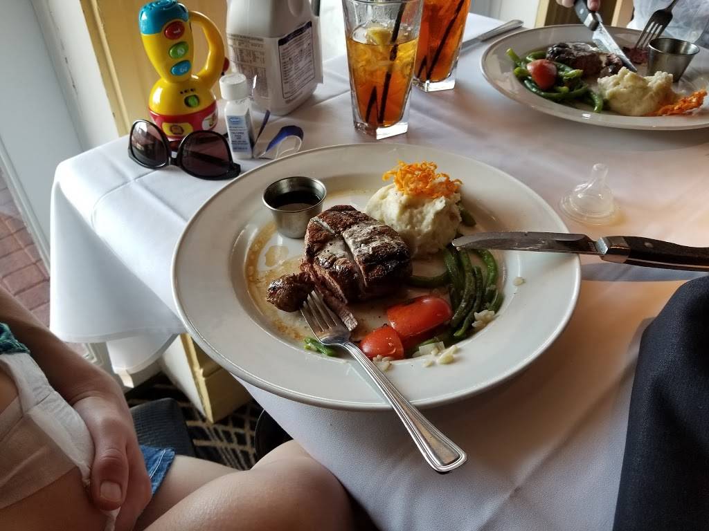 Willie Gs Seafood & Steaks | restaurant | 2100 Harborside Dr, Galveston, TX 77550, USA | 4097623030 OR +1 409-762-3030