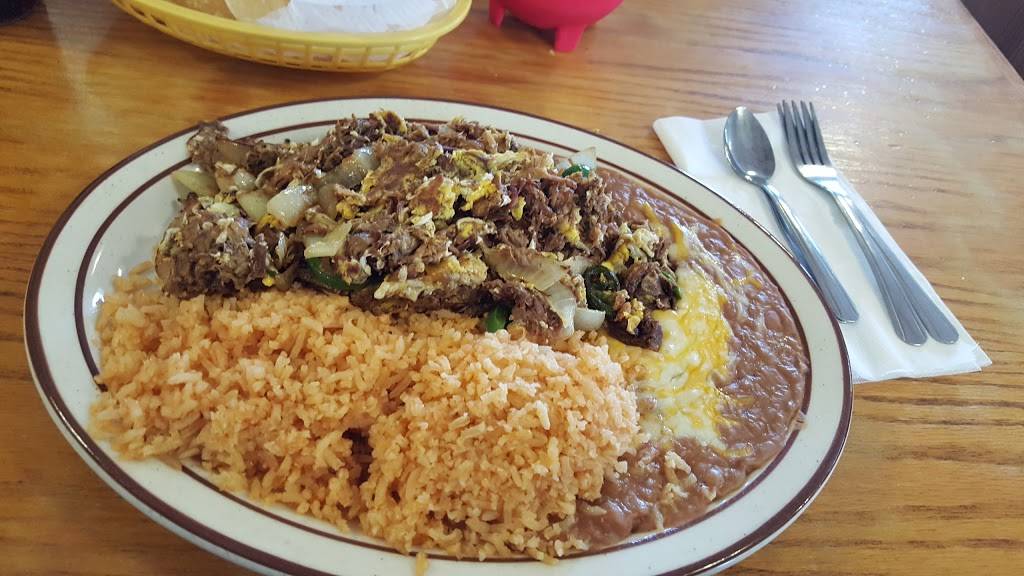 El Tapatio Restaurant | restaurant | 134 E Orange Ave, Porterville, CA 93257, USA | 5597812115 OR +1 559-781-2115