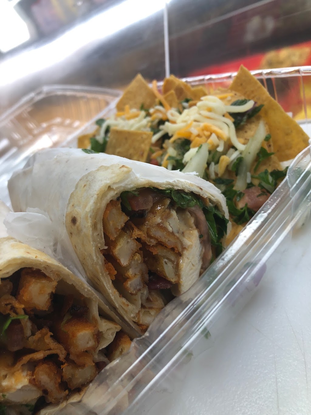 White Plains Deli Market | restaurant | 1810 White Plains Rd, Bronx, NY 10462, USA | 9295000040 OR +1 929-500-0040