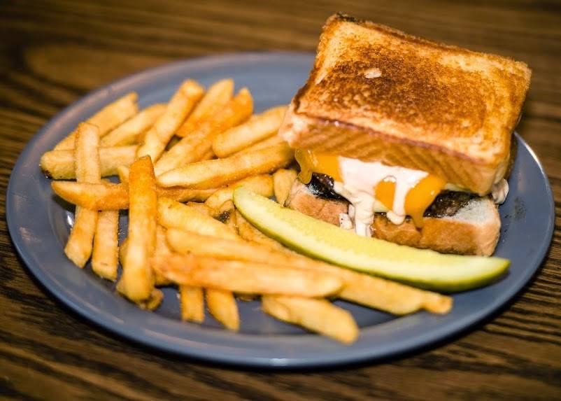 Columbus Bar | restaurant | 322 4th St, Columbus, IN 47201, USA | 8123758800 OR +1 812-375-8800