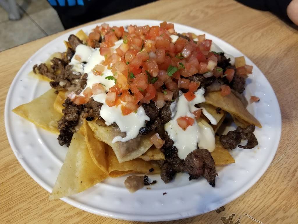 Las Pupusas Restaurant | restaurant | 7450 W Cheyenne Ave, Las Vegas, NV 89129, USA | 7022224477 OR +1 702-222-4477