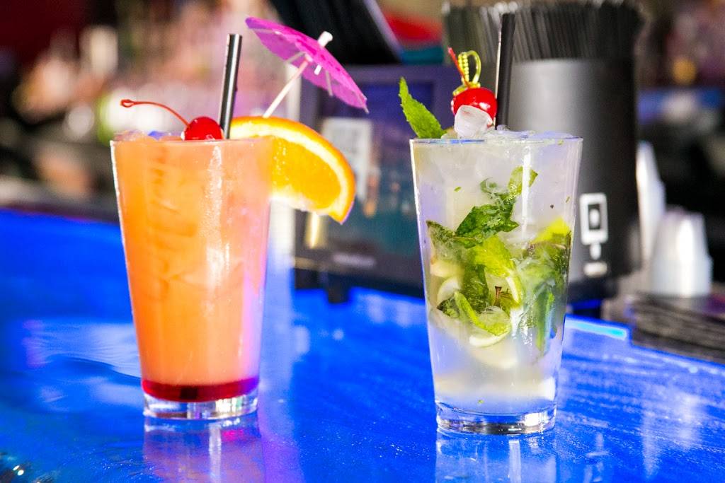 Soneros Latin Grill | restaurant | 13524 S John Young Pkwy, Orlando, FL 32837, USA | 4074384480 OR +1 407-438-4480