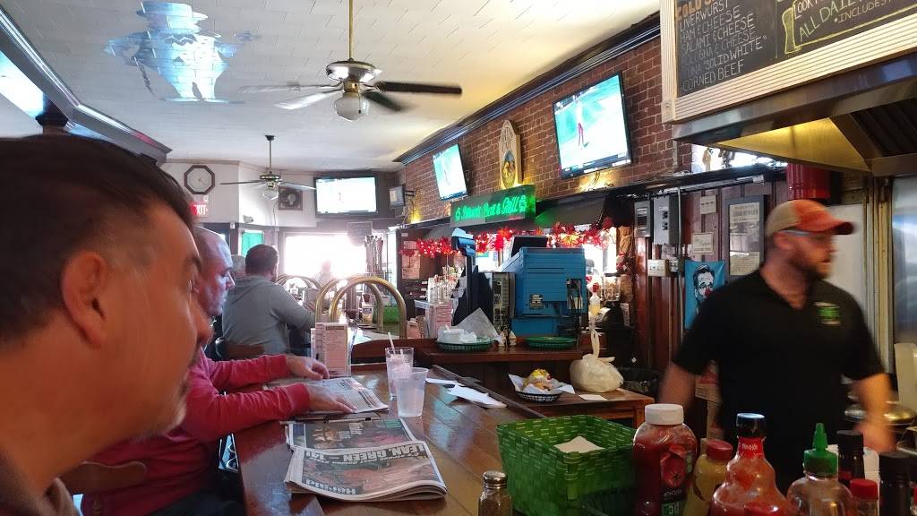 Breens Cafe | restaurant | 16 Cambridge St, Worcester, MA 01603, USA | 5087992808 OR +1 508-799-2808