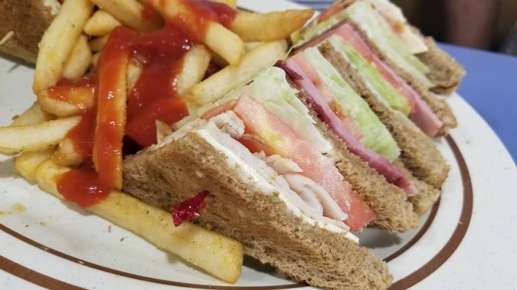 Lucky Guys | restaurant | 12801 Bellflower Blvd, Downey, CA 90242, USA | 5628033036 OR +1 562-803-3036