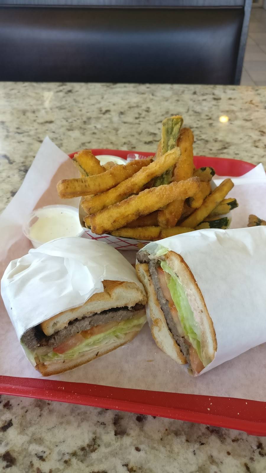 Steves | restaurant | 18202 Prairie Ave, Torrance, CA 90504, USA | 3105429600 OR +1 310-542-9600