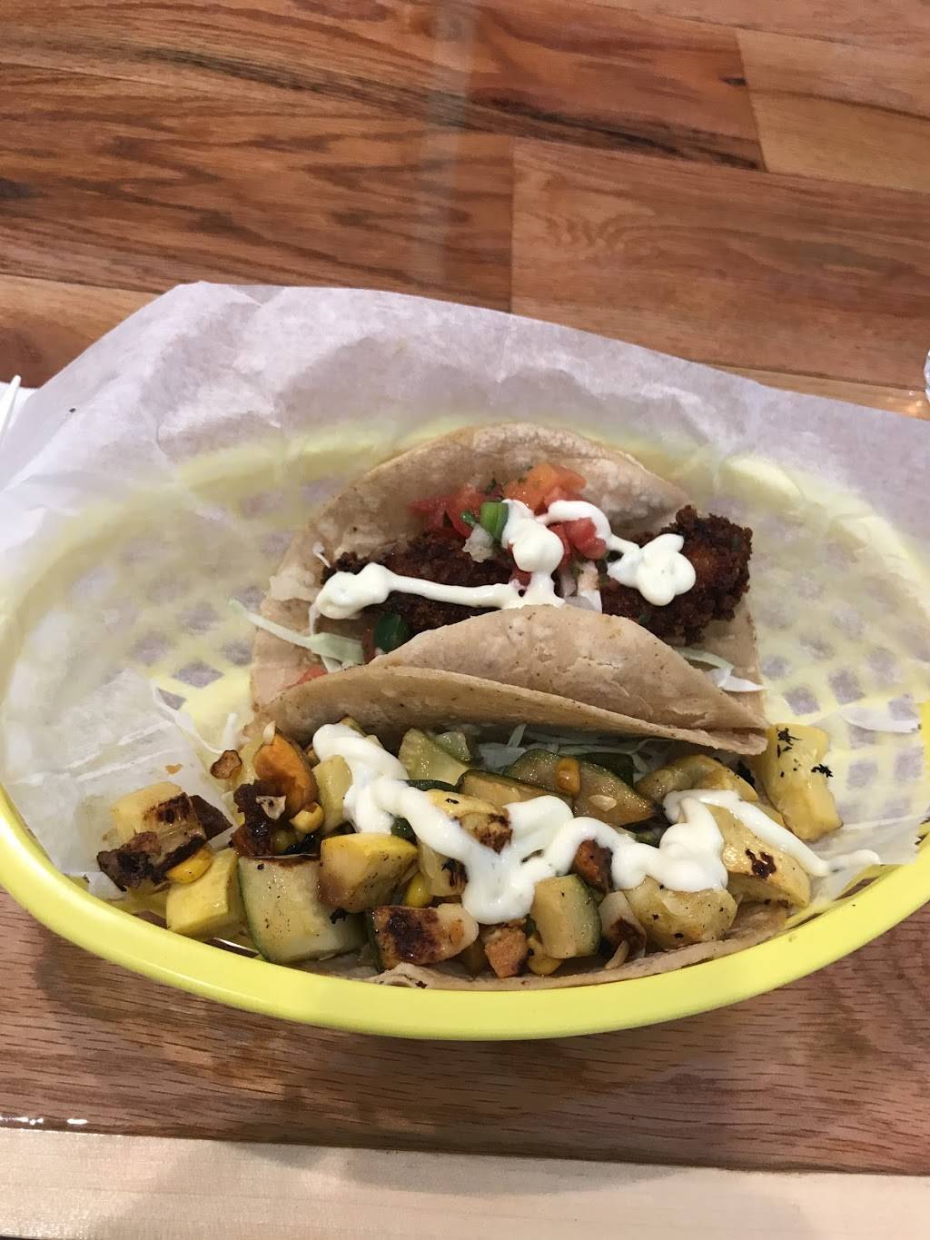 Mattitaco | restaurant | 10560 Main Rd, Mattituck, NY 11952, USA | 6312987826 OR +1 631-298-7826