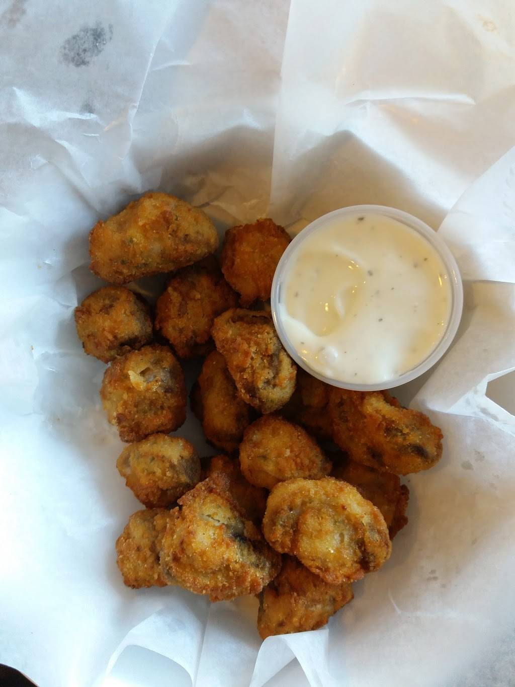 Bertollis River Pizza | restaurant | 7973 Lake St, River Forest, IL 60305, USA | 7087712820 OR +1 708-771-2820