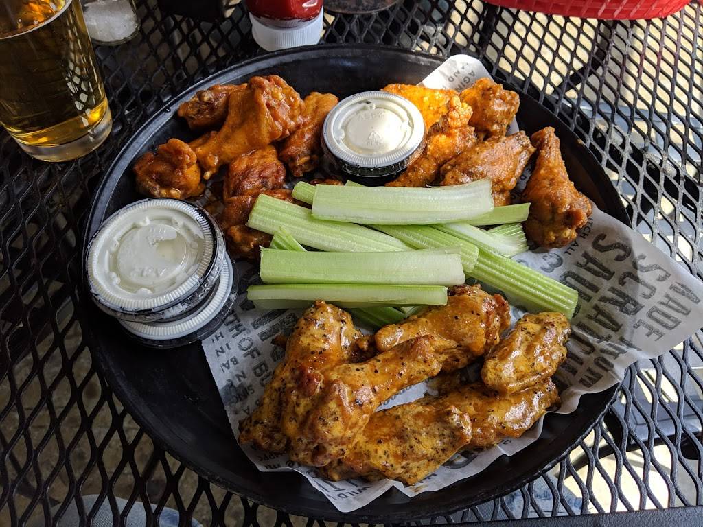 Wild Wing Cafe | cafe | 5530 Windward Pkwy, Alpharetta, GA 30004, USA | 6789909464 OR +1 678-990-9464