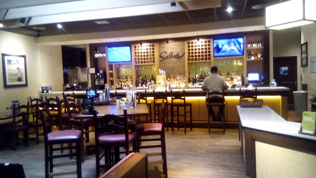 Olive Garden Italian Restaurant | meal takeaway | 6355 Meadows Rd, Lake Oswego, OR 97035, USA | 5036843160 OR +1 503-684-3160