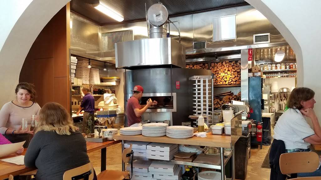 Pizzeria Toro | restaurant | 105 E Chapel Hill St, Durham, NC 27701, USA | 9199086936 OR +1 919-908-6936