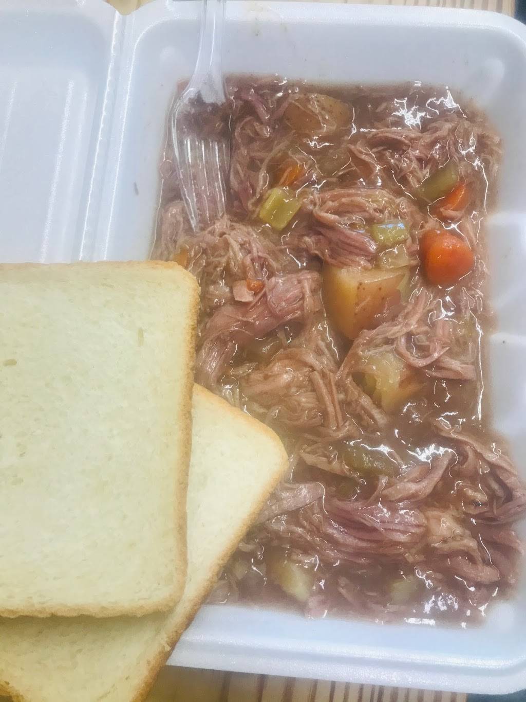 The Dive on 135 | restaurant | 5445 AR-135 North, Paragould, AR 72450, USA | 8702051067 OR +1 870-205-1067