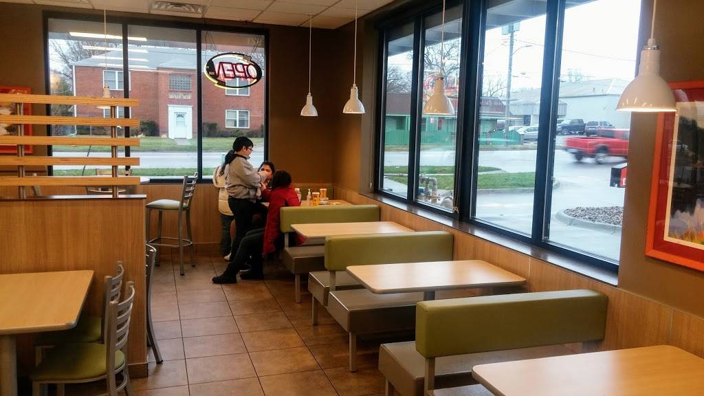 Taco Johns | restaurant | 921 E Euclid Ave, Des Moines, IA 50316, USA | 5152620110 OR +1 515-262-0110