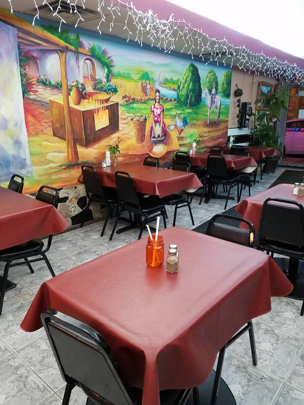 Restaurante Cuetzala Gro | restaurant | 7360 N Clark St, Chicago, IL 60626, USA | 7732629417 OR +1 773-262-9417