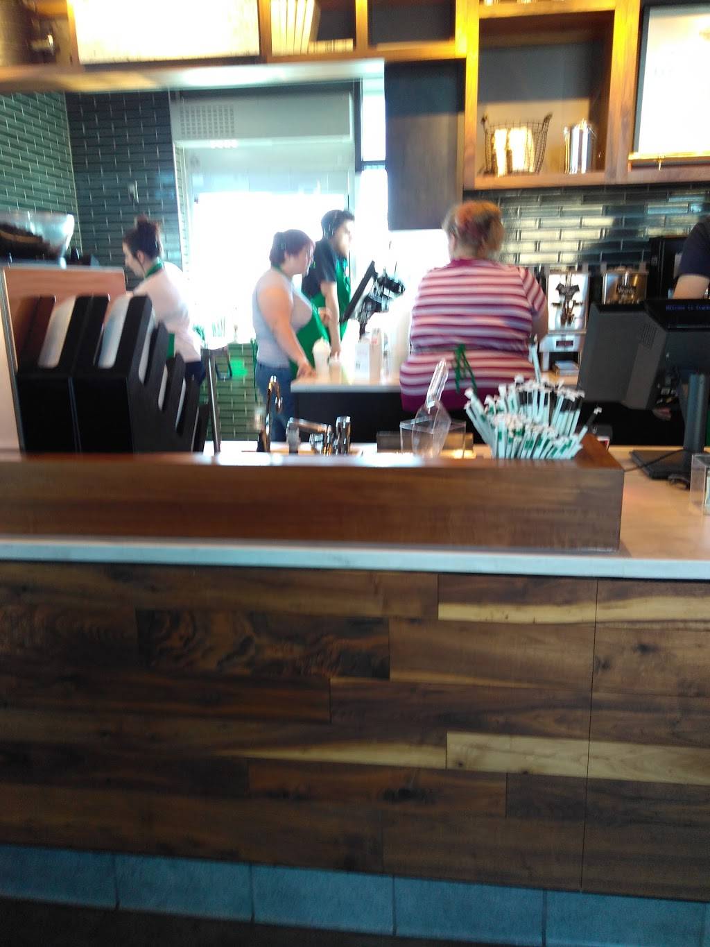 Starbucks | cafe | 224 Buan St, Tomah, WI 54660, USA | 6088550736 OR +1 608-855-0736