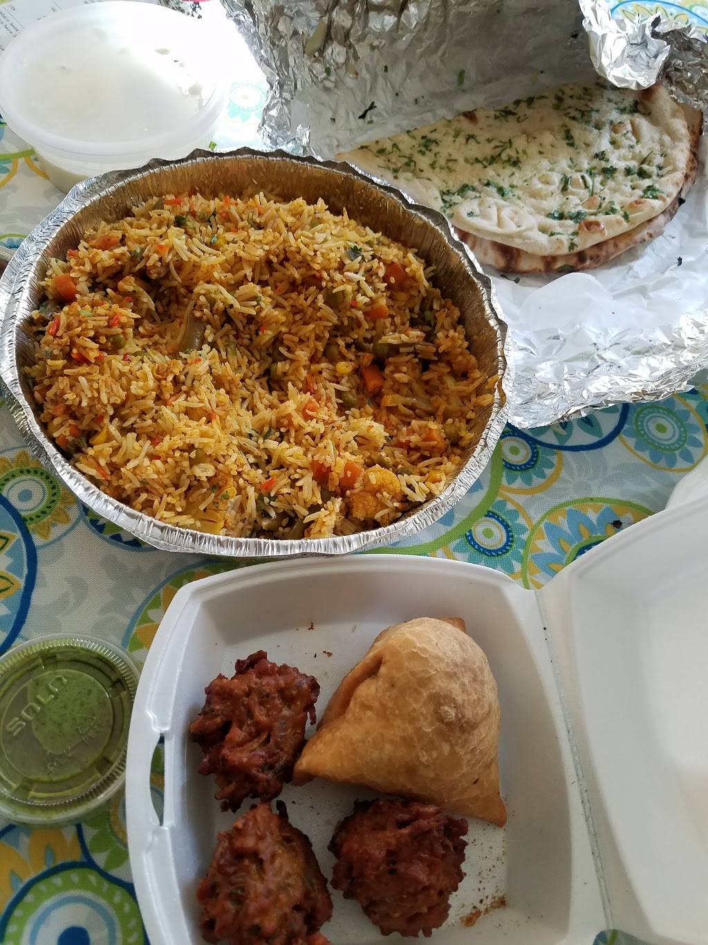 Laxmis Indian Grille | meal delivery | 2537 West Chester Pike, Broomall, PA 19008, USA | 6103535353 OR +1 610-353-5353