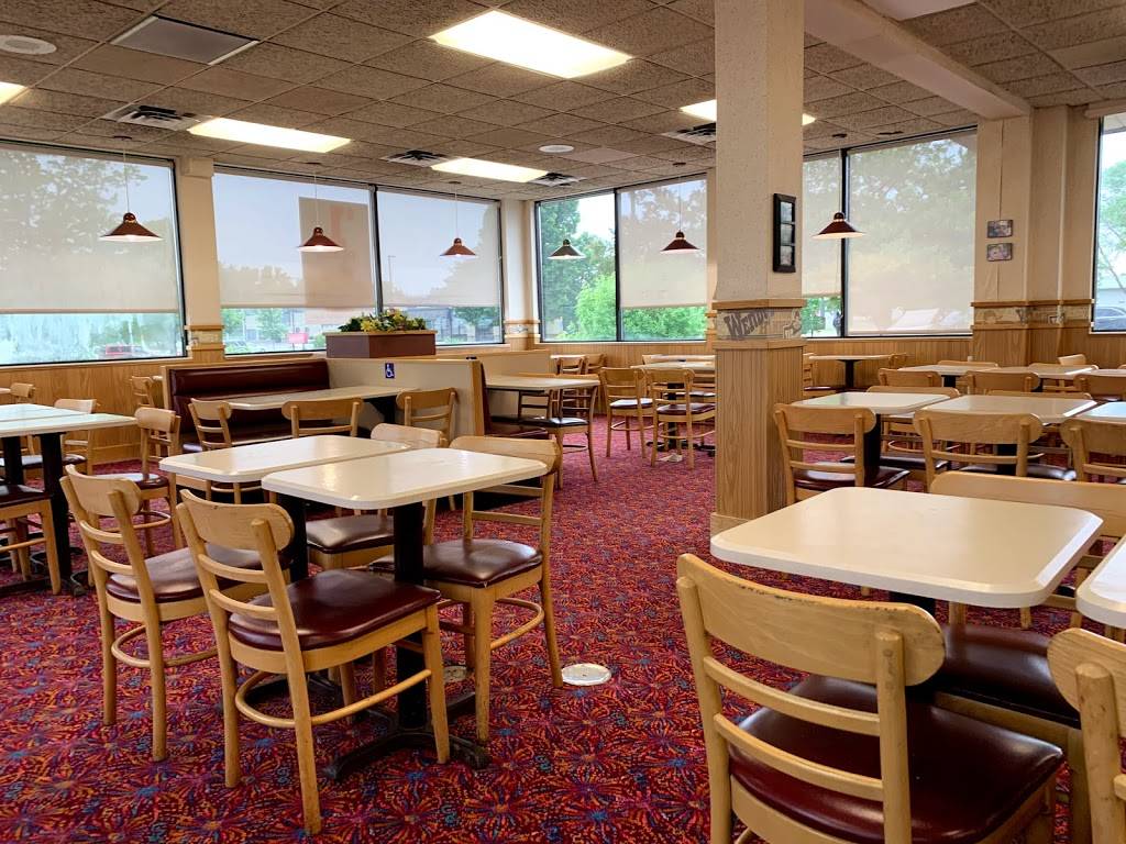 Wendys | restaurant | 1899 W, Perimeter Dr, Roseville, MN 55113, USA | 6514786460 OR +1 651-478-6460