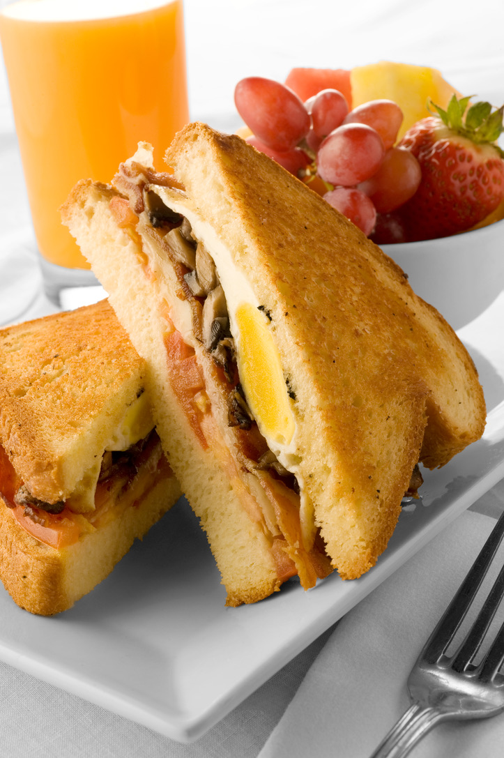 Renauds Patisserie & Bistro | restaurant | 3315 State St, Santa Barbara, CA 93105, USA | 8055692400 OR +1 805-569-2400