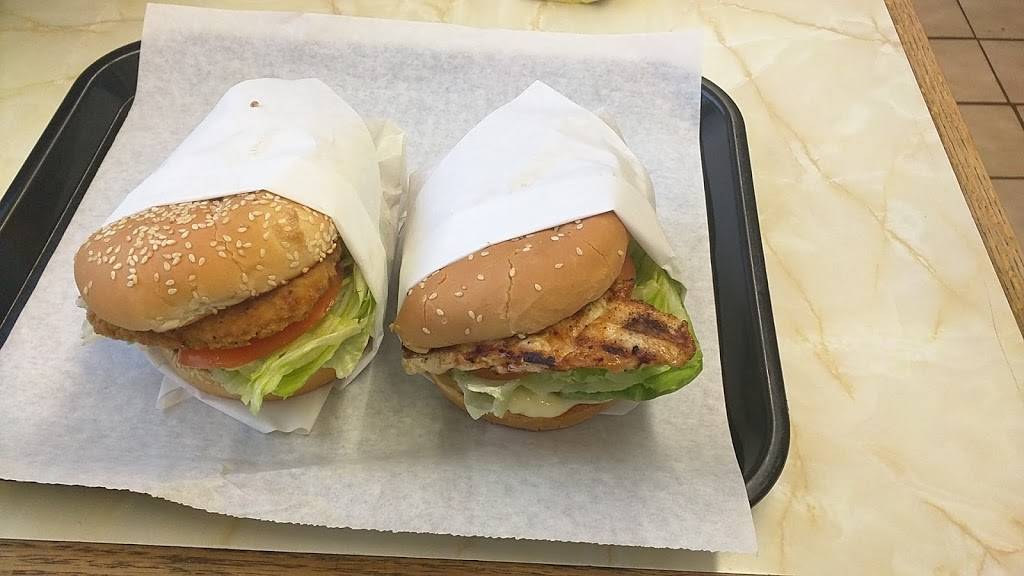 Phils Charbroiled Burgers | restaurant | 835 E 3rd St, San Bernardino, CA 92410, USA | 9098840564 OR +1 909-884-0564