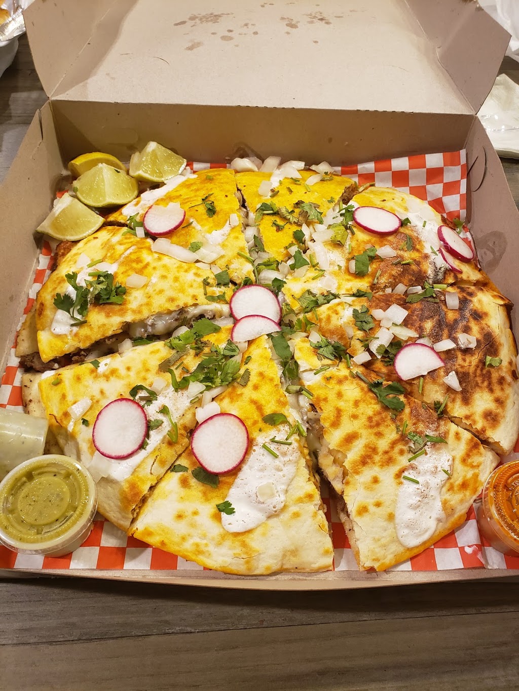 El Amigo Snack | restaurant | 3701 S Flores St, San Antonio, TX 78214, USA | 2105308461 OR +1 210-530-8461