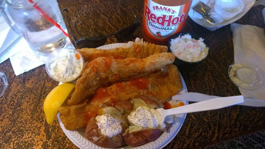 Steele Trap Tavern | restaurant | 1526 M-85, Lincoln Park, MI 48146, USA | 3133825618 OR +1 313-382-5618