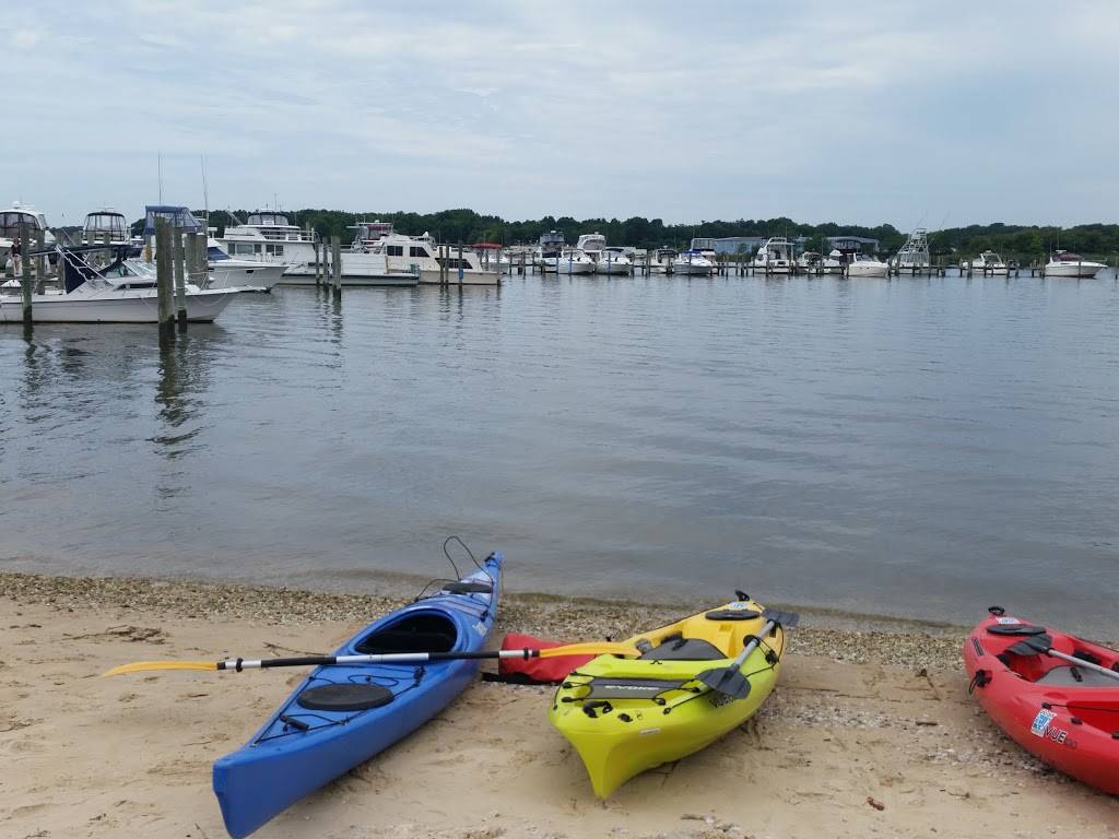 Long Beach Marina | restaurant | 800 Chester Rd, Middle River, MD 21220, USA | 4103357547 OR +1 410-335-7547