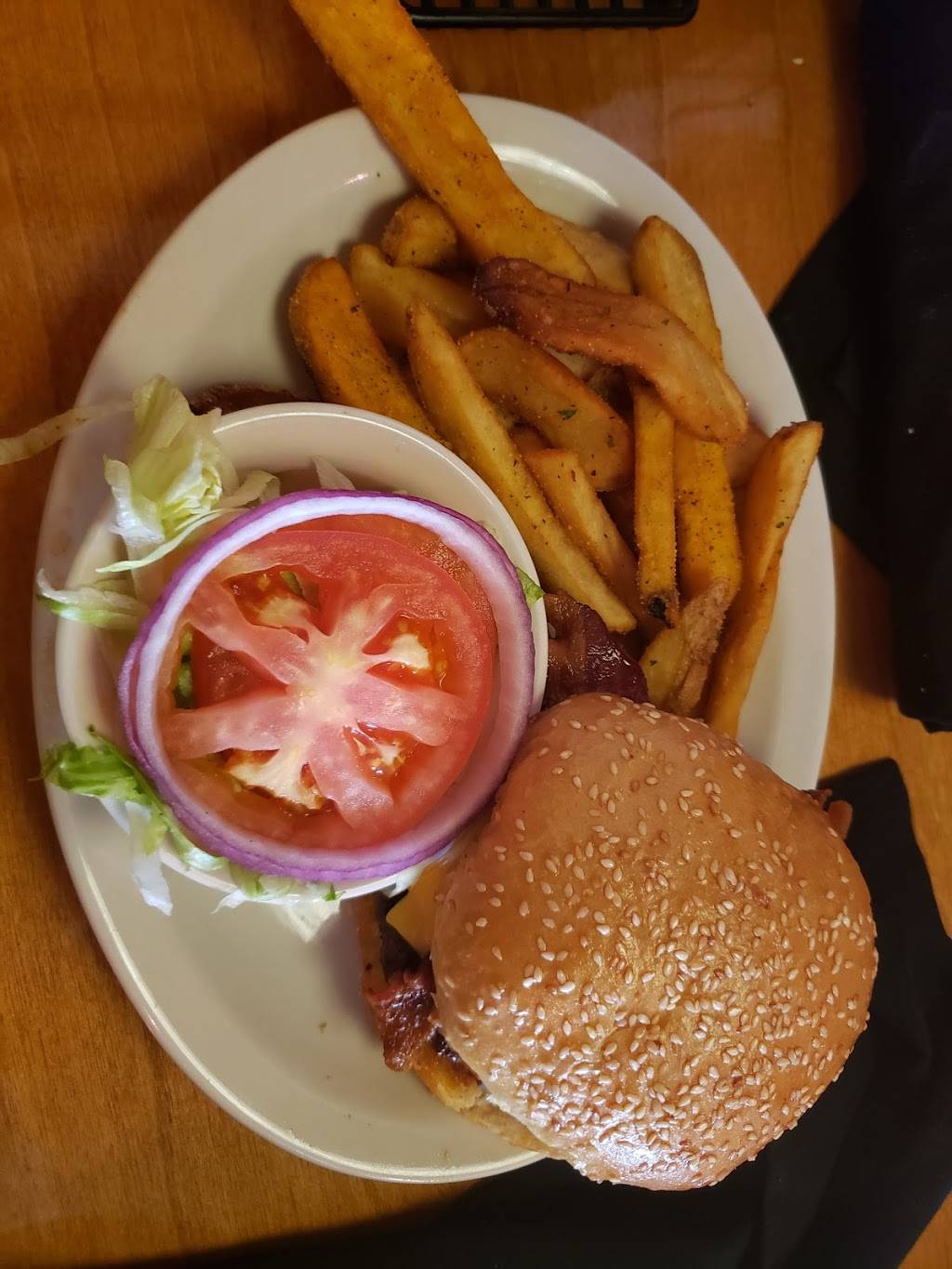 Texas Roadhouse | restaurant | 1203 Vann Dr, Jackson, TN 38305, USA | 7314998695 OR +1 731-499-8695