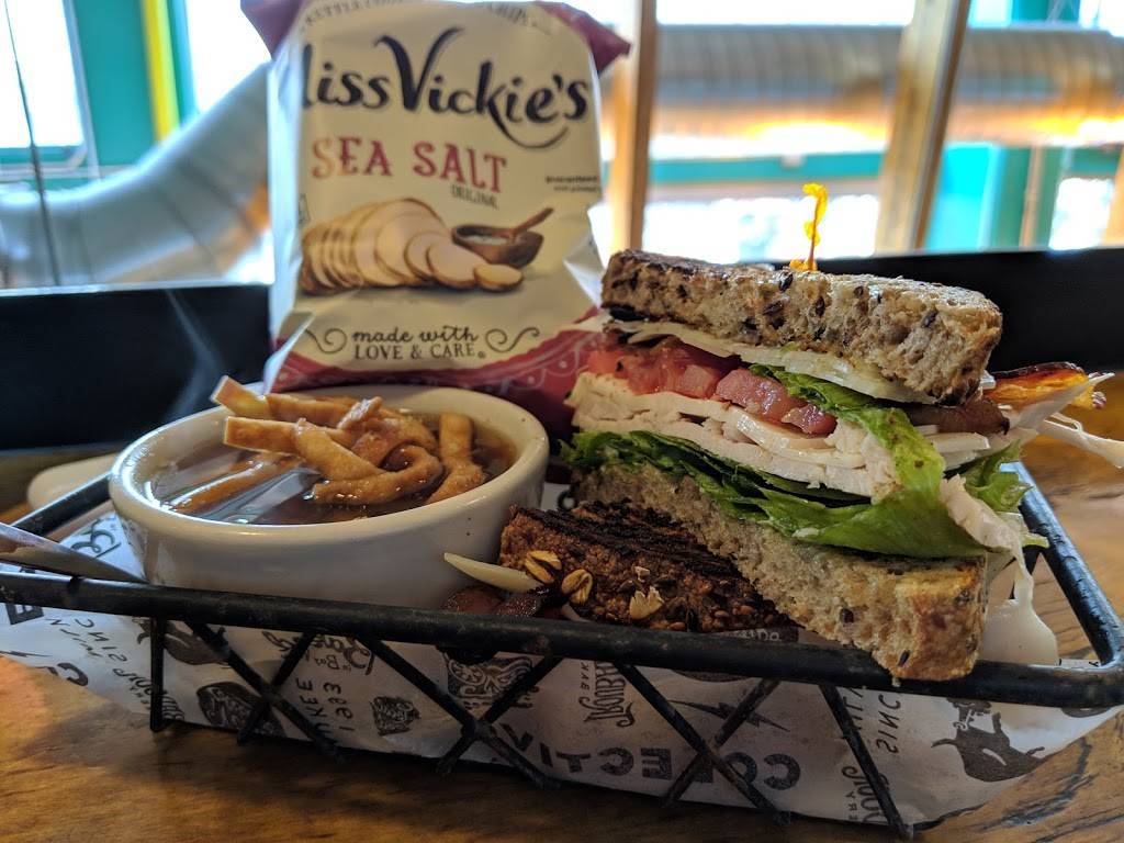 Colectivo Coffee - State St. | cafe | 583 State St, Madison, WI 53703, USA | 6087091911 OR +1 608-709-1911