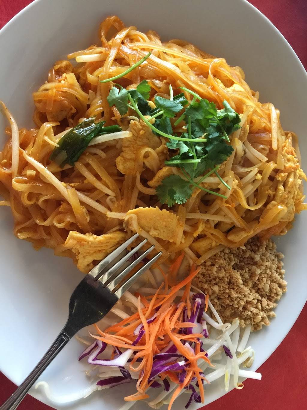 Thai Thai Kitchen | restaurant | 10639 N 19th Ave, Phoenix, AZ 85029, USA | 6028707688 OR +1 602-870-7688