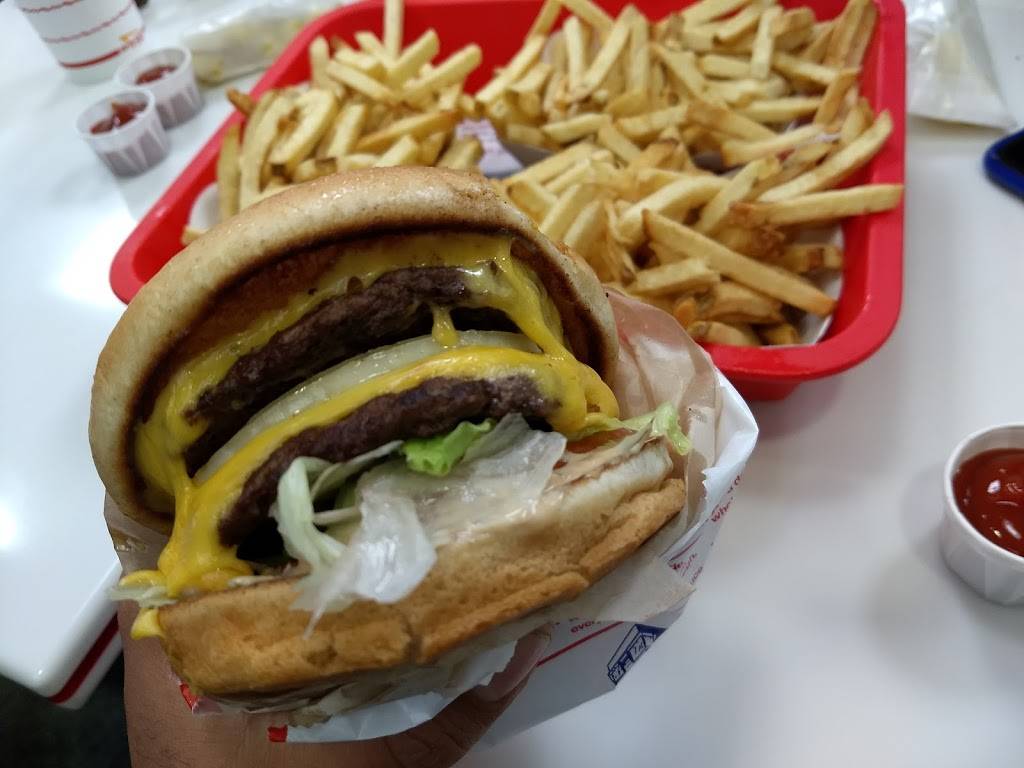 In-N-Out Burger | restaurant | 12909 Midway Rd, Dallas, TX 75244, USA | 8007861000 OR +1 800-786-1000