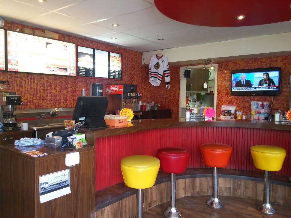 Chez Patrice Restaurant & Pizzeria | meal delivery | 390 Rue Montcalm, Berthierville, QC J0K 1A0, Canada | 4508364044 OR +1 450-836-4044