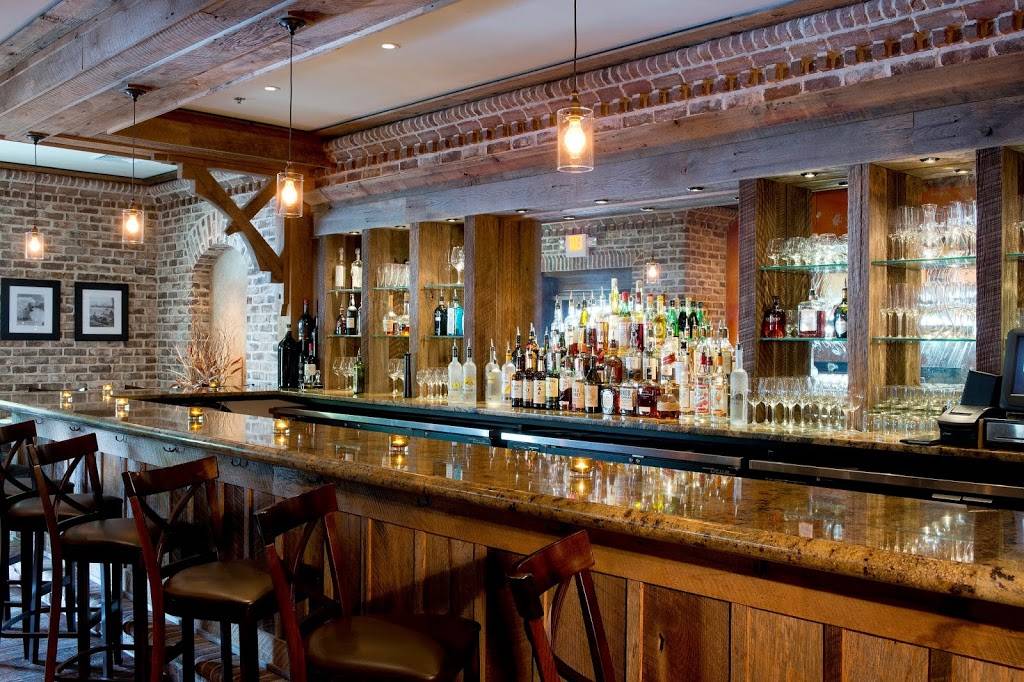 Ombra Cucina Italiana | restaurant | 1000 William Hilton Pkwy #G-2, Hilton Head Island, SC 29928, USA | 8438425505 OR +1 843-842-5505