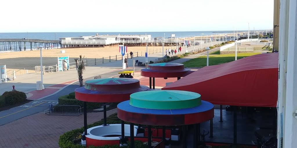 Rockfish | restaurant | 1601 Atlantic Ave, Virginia Beach, VA 23451, USA | 7572137625 OR +1 757-213-7625