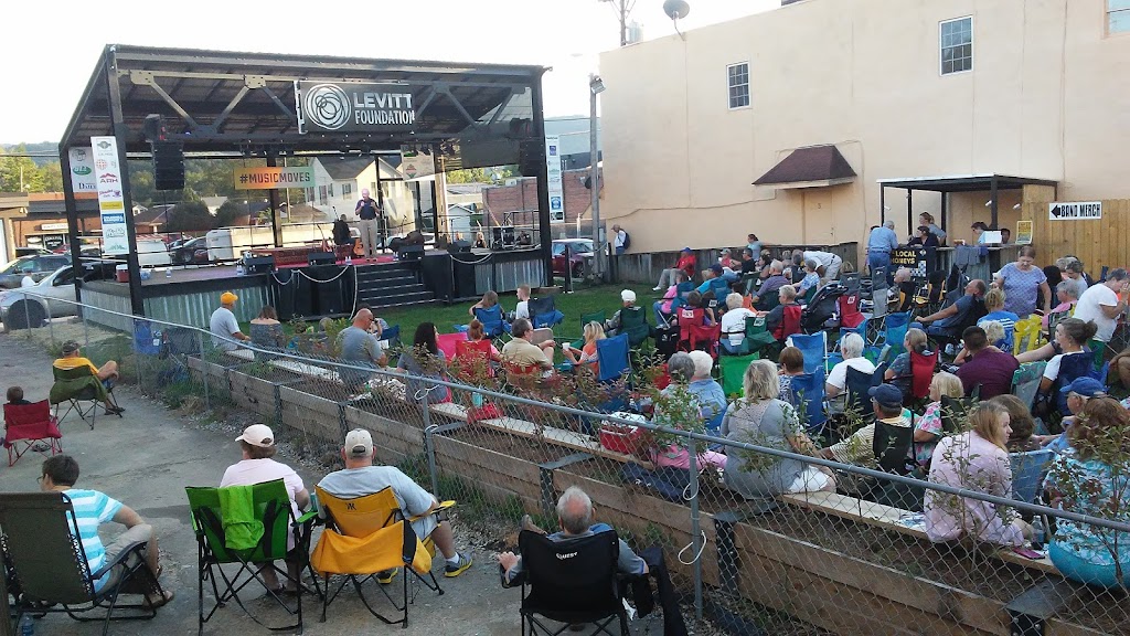 The Palace | restaurant | 2008 W Cumberland Ave, Middlesboro, KY 40965, USA | 6066701606 OR +1 606-670-1606