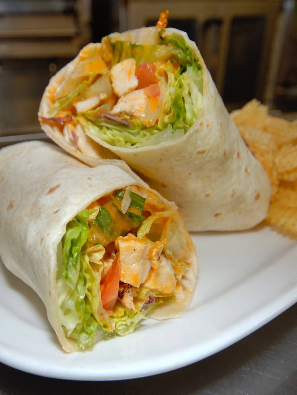 Snows Lakeside Tavern - Craft Beer - Steaks - Sports Bar - Wing | restaurant | 4344 Dry Ridge Rd, Cincinnati, OH 45252, USA | 5139545626 OR +1 513-954-5626