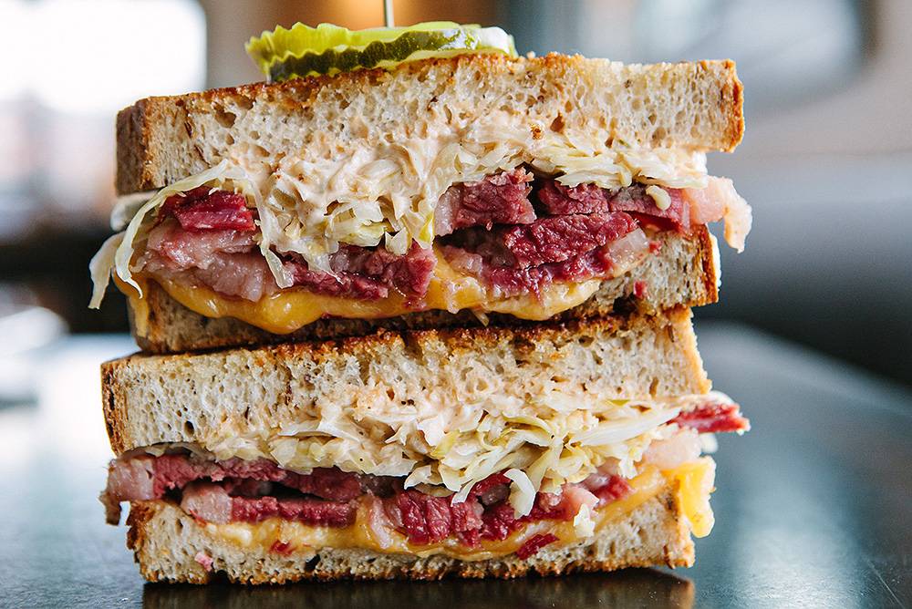 Public Greens | restaurant | 900 E 64th St, Indianapolis, IN 46220, USA | 3179640865 OR +1 317-964-0865