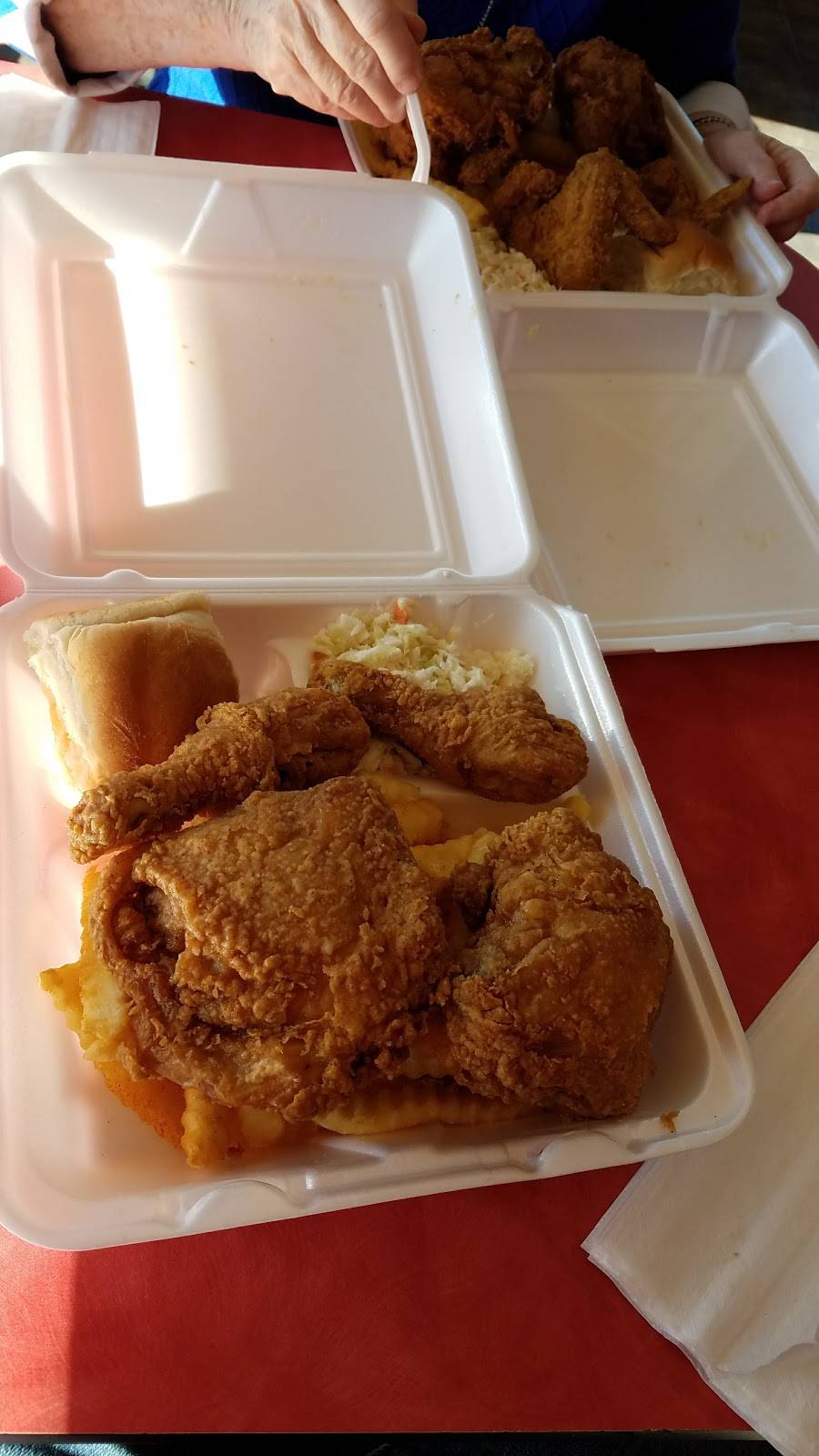 Chicken King | restaurant | 990 W Main St, Rock Hill, SC 29730, USA | 8033299096 OR +1 803-329-9096