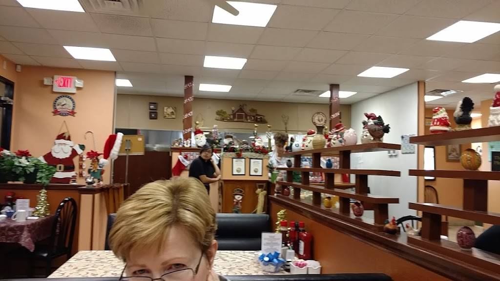 Golden Egg Pancake House | restaurant | 305 N Nappanee St, Elkhart, IN 46514, USA | 5742666400 OR +1 574-266-6400