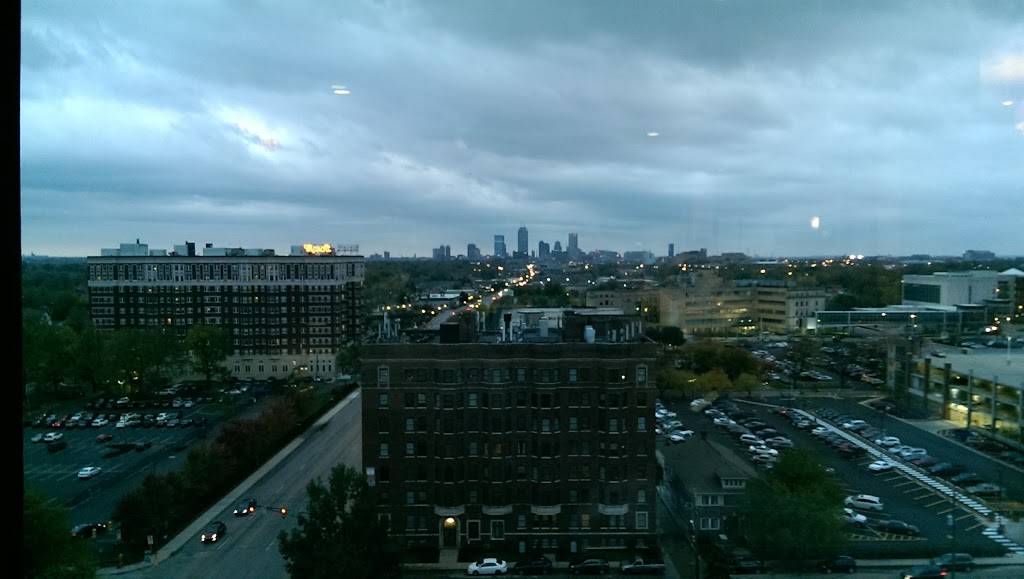 Courses Restaurant | restaurant | 2820 N Meridian St, Indianapolis, IN 46208, USA | 3179681659 OR +1 317-968-1659