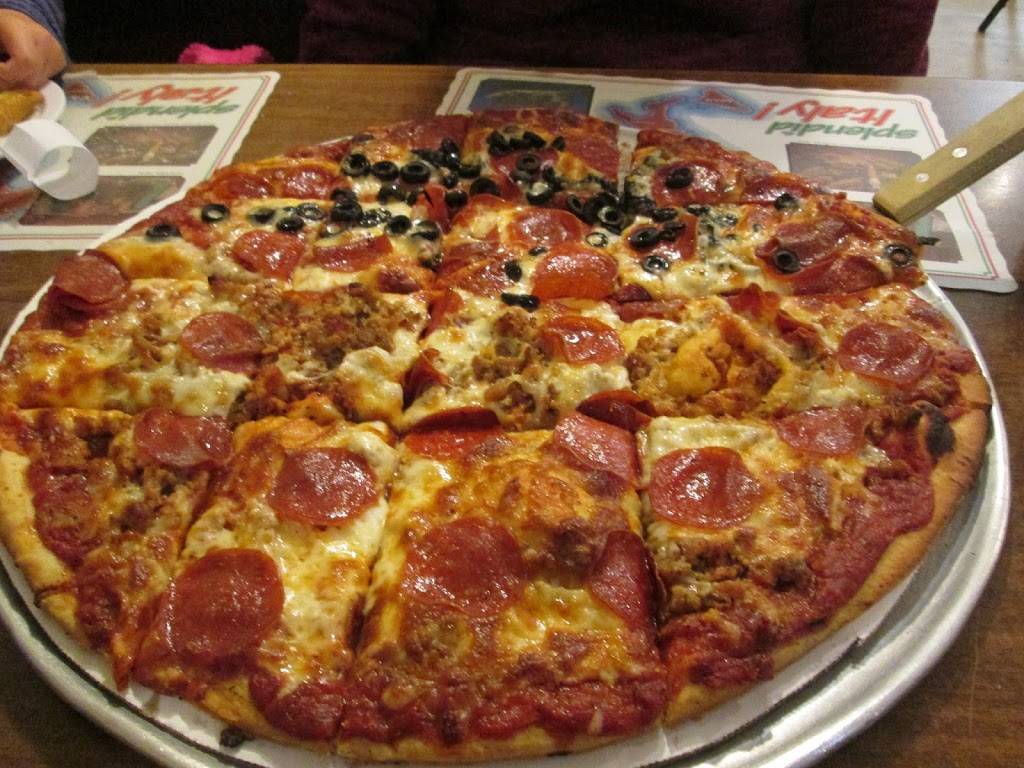 Sams La Roma Pizza House | restaurant | 103 E Exchange St, Geneseo, IL 61254, USA | 3099442285 OR +1 309-944-2285