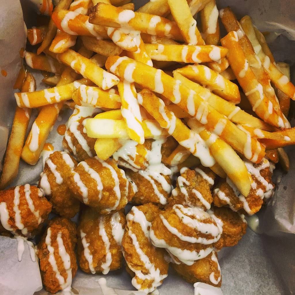 Toarminas Pizza | restaurant | 19562-19598 Joy Rd, Detroit, MI 48228, USA | 3132702424 OR +1 313-270-2424