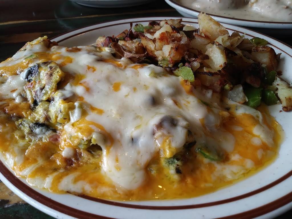 BJs Kountry Kitchen | restaurant | 4944 N Blackstone Ave, Fresno, CA 93726, USA | 5592288864 OR +1 559-228-8864