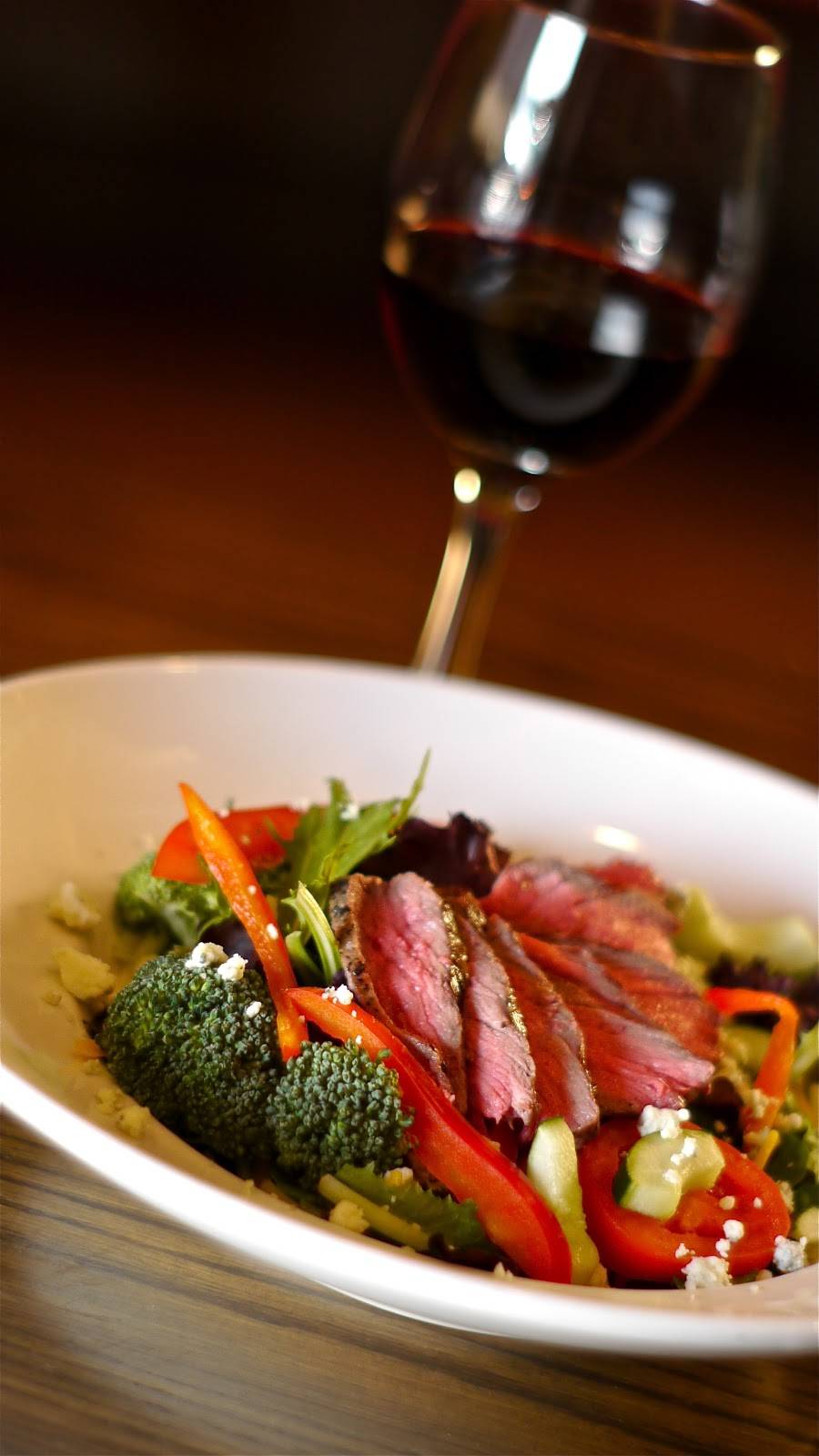 Rush Street Neighborhood Grill | meal takeaway | 1229 E Stone Dr, Kingsport, TN 37660, USA | 4232473184 OR +1 423-247-3184