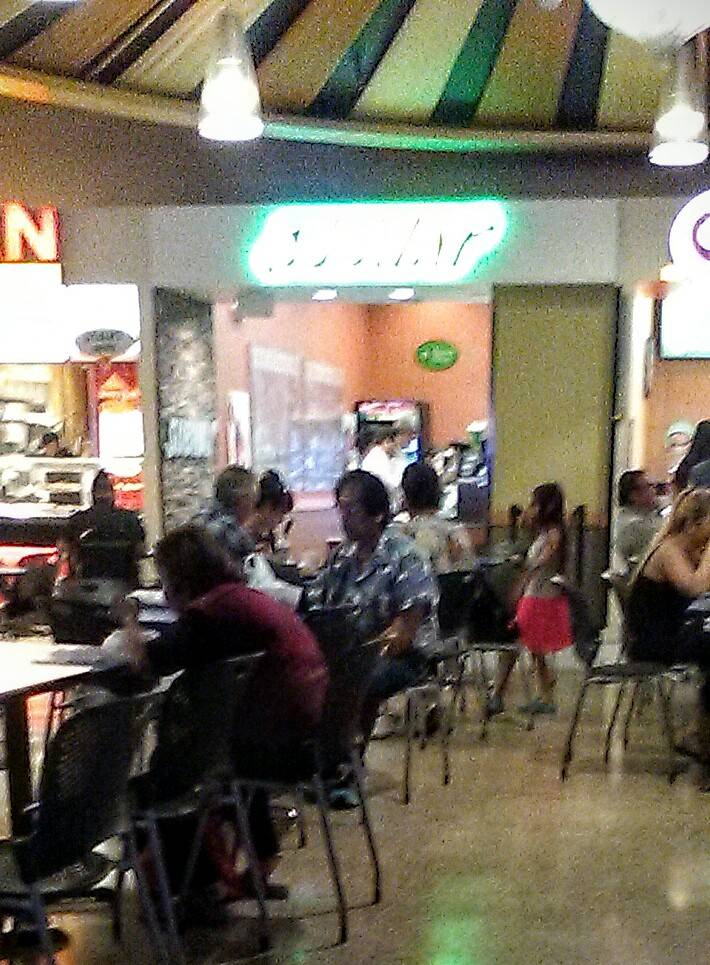 Subway | restaurant | 49500 Seminole Dr, Cabazon, CA 92230, USA | 9519221188 OR +1 951-922-1188