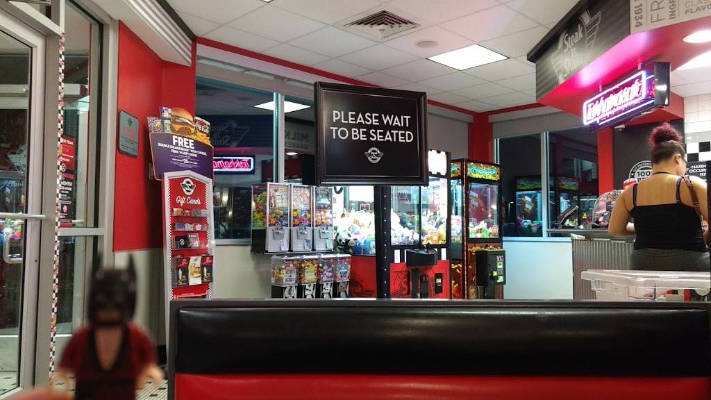 Steak n Shake | restaurant | 21 Maplehurst Dr, Brownsburg, IN 46112, USA | 3178587610 OR +1 317-858-7610
