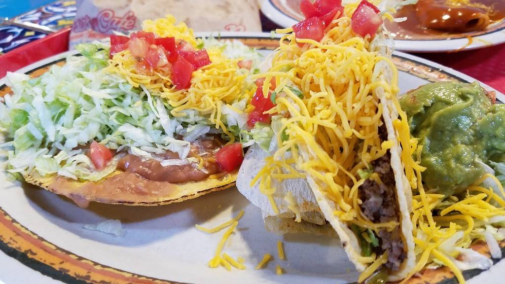 Rosas Café & Tortilla Factory | restaurant | 4710 TX-121, Lewisville, TX 75056, USA | 9723709944 OR +1 972-370-9944