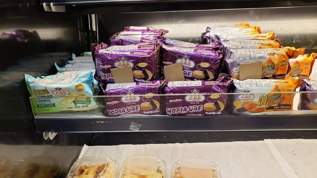 Linas Filipino Marketplace | restaurant | 120 Ridge Ave #17, Bloomingdale, IL 60108, USA | 2245208150 OR +1 224-520-8150