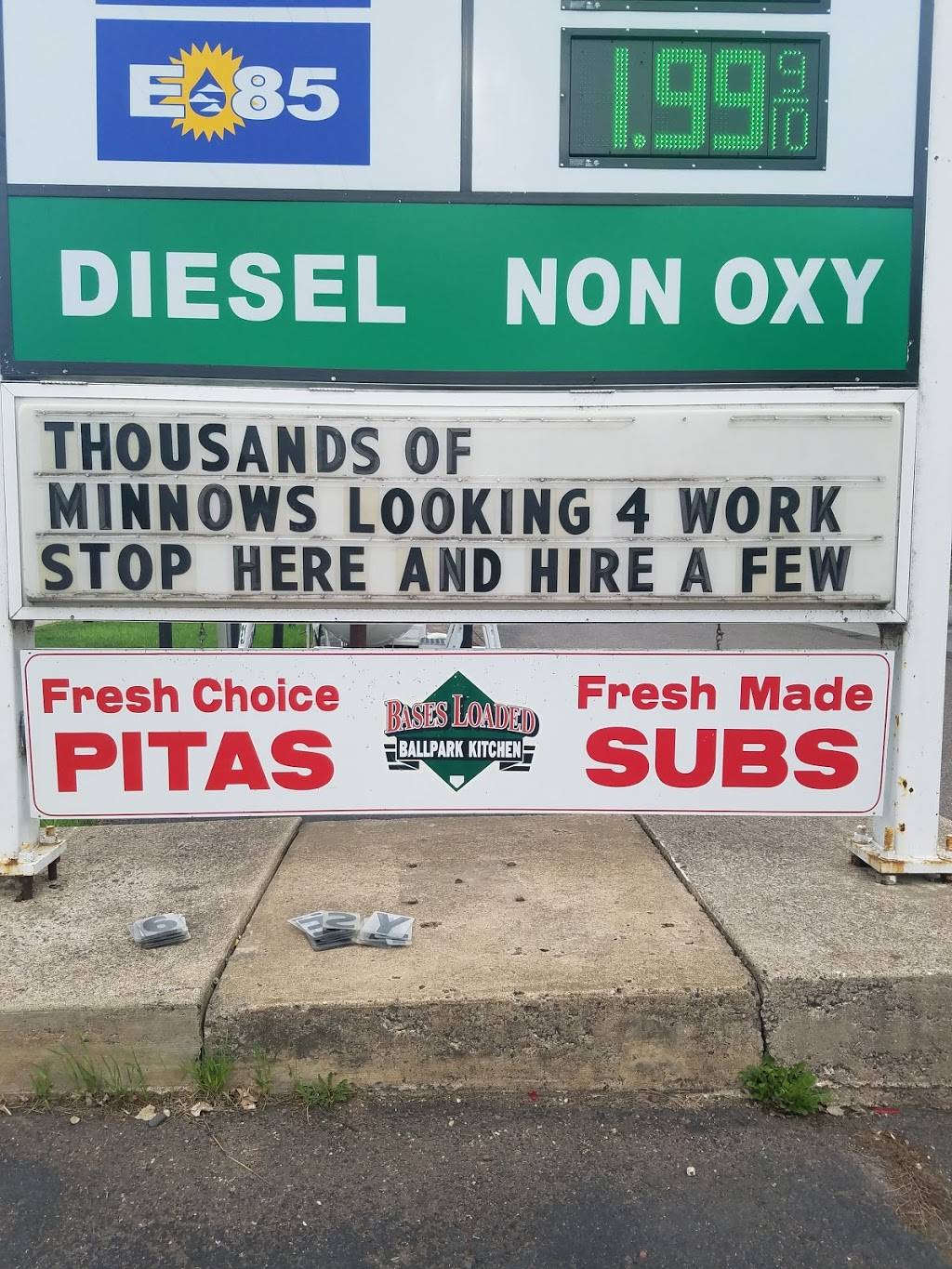 centermart minnoco/twin lakes outdoor stop | restaurant | 1801 Main St, Centerville, MN 55038, USA | 6514263460 OR +1 651-426-3460