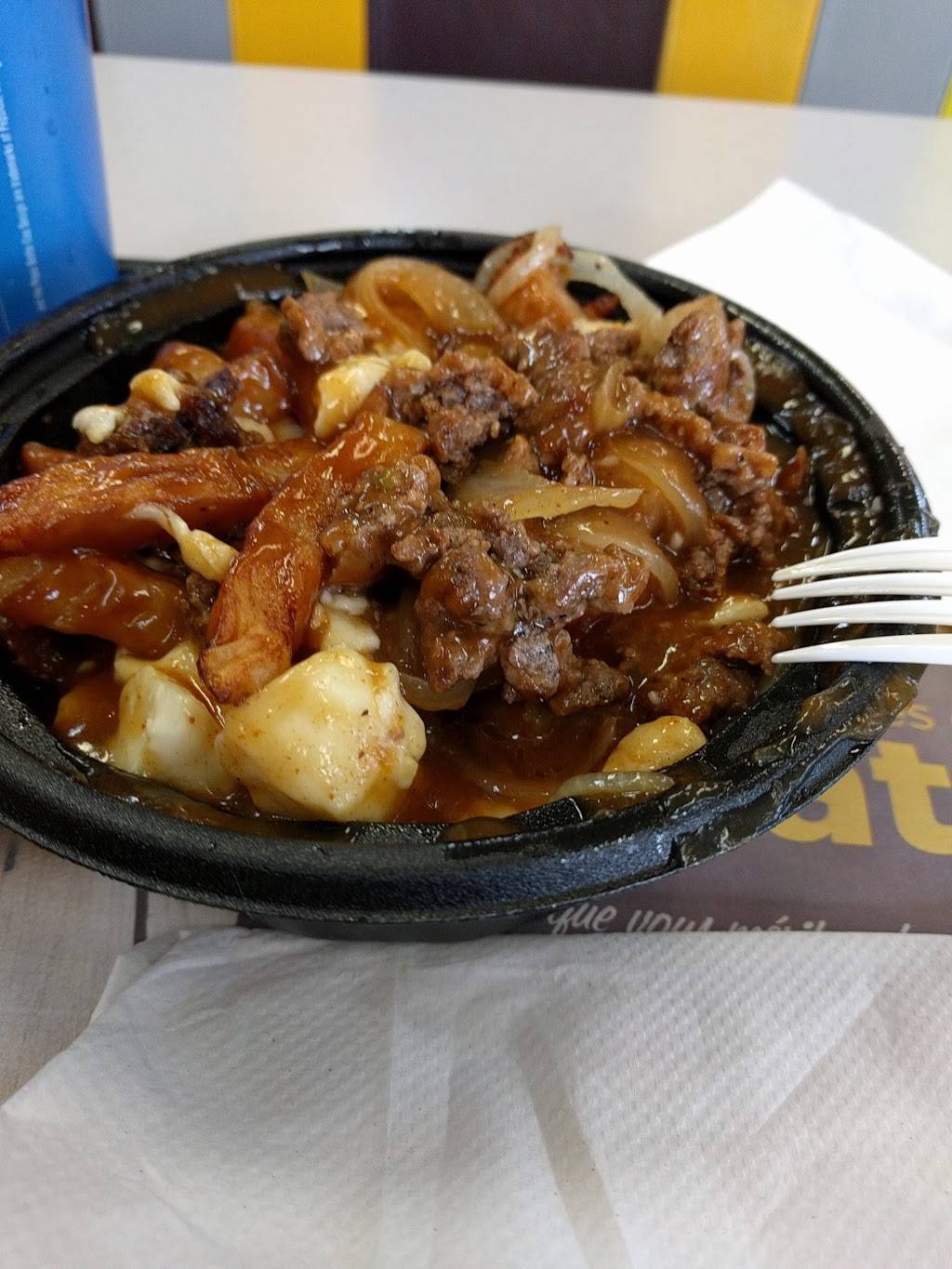 Restaurant Le Petit Québec | restaurant | 3255 Boulevard Rosemont, Montréal, QC H1X 1K1, Canada | 5147290123 OR +1 514-729-0123