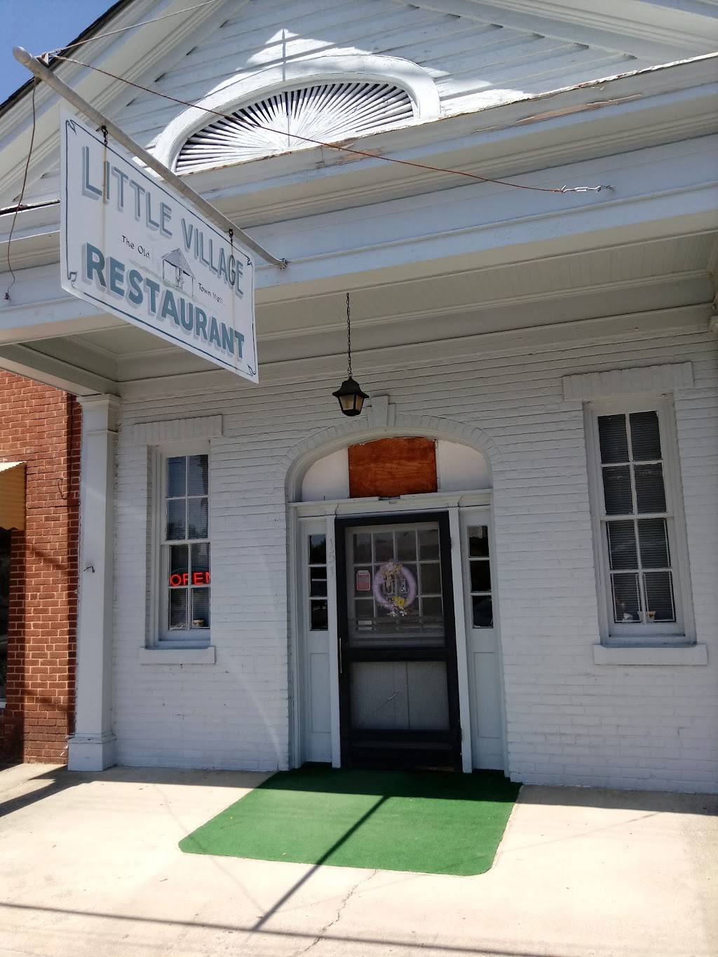 Little Village Restaurant | restaurant | 151 S Middleton St, Robbins, NC 27325, USA | 9109482751 OR +1 910-948-2751